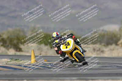 media/Jan-15-2026-Racers Edge (Thu) [[dfebeb70ab]]/2-A Group/Session 5 (Turn 5)/